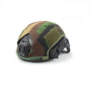 Capa de Capacete Airsoft Camuflagem Woodland – WR 1